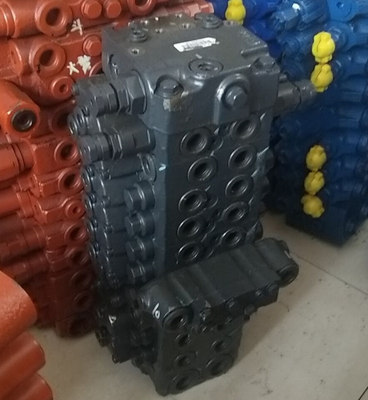 Komatsu 굴착기 예비 부품 723-19-11503 유통업체 OEM용 PC45MR-8 유압 제어 밸브 Assy